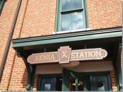XENIA駅